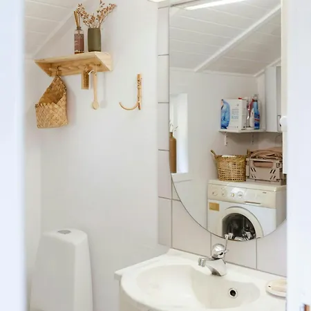 With Tranquility And Space For Play Hébergement de vacances Gedser