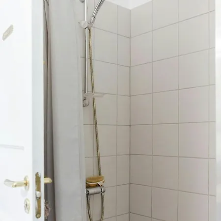 With Tranquility And Space For Play * Gedser