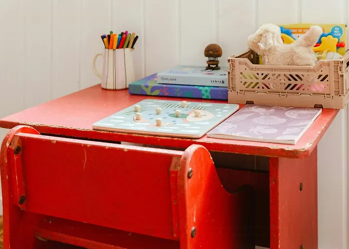 With Tranquility And Space For Play Tatil Evi *
